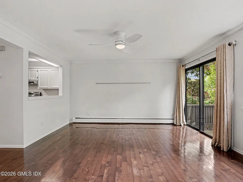 1465 E Putnam Avenue Old Greenwich CT 06870