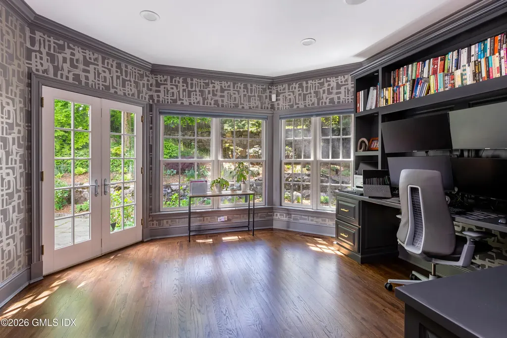 20 Oak Street Greenwich CT 06831
