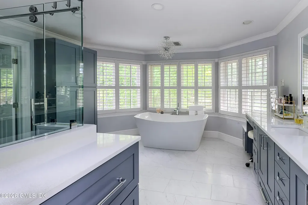 20 Oak Street Greenwich CT 06831