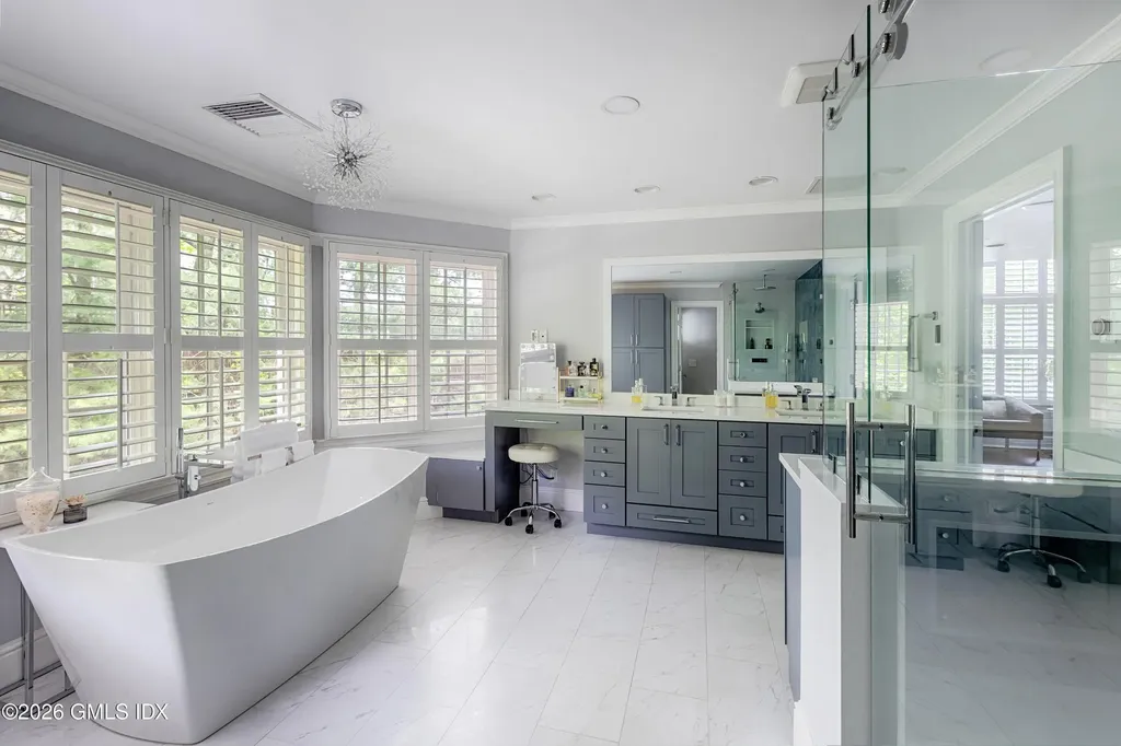 20 Oak Street Greenwich CT 06831