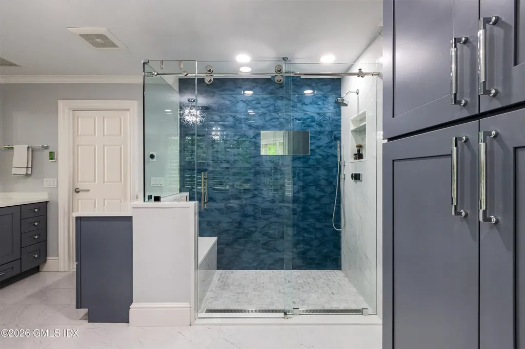 20 Oak Street Greenwich CT 06831