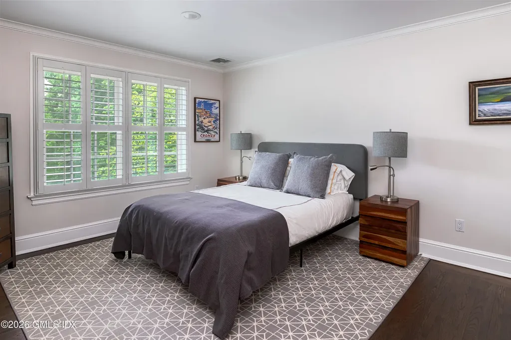 20 Oak Street Greenwich CT 06831