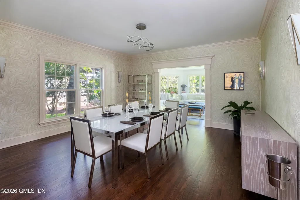 20 Oak Street Greenwich CT 06831