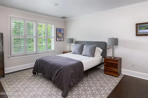 20 Oak Street Greenwich CT 06831