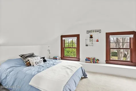60 Lockwood Avenue Old Greenwich CT 06870
