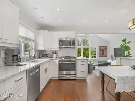 60 Lockwood Avenue Old Greenwich CT 06870