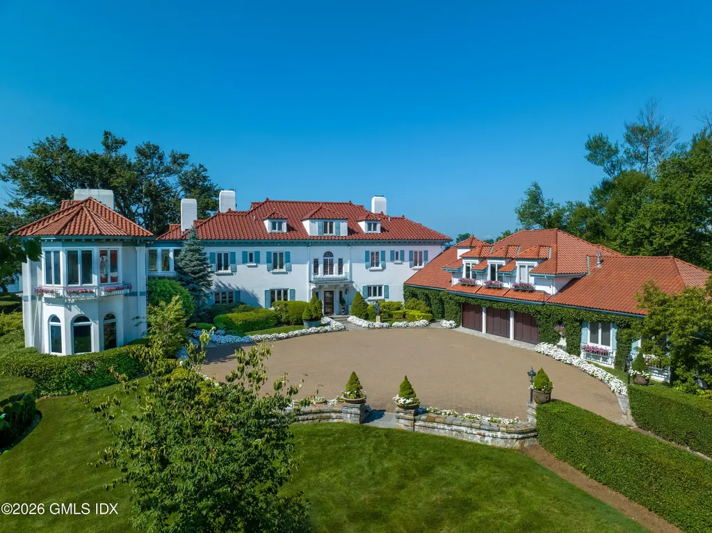 108 Cedar Cliff Road Riverside CT 06878