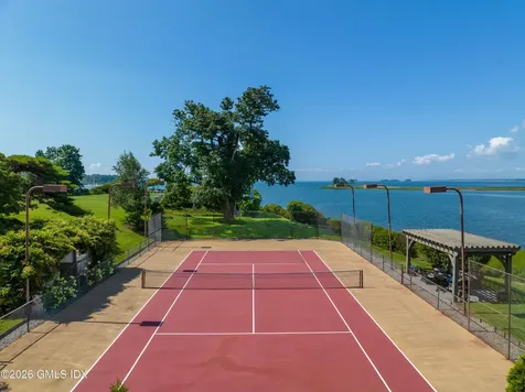 108 Cedar Cliff Road Riverside CT 06878