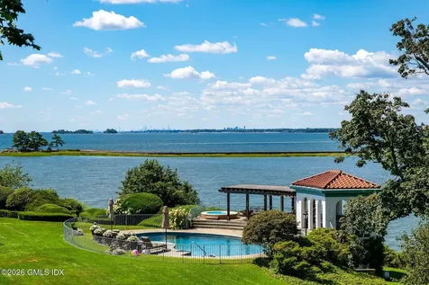 108 Cedar Cliff Road Riverside CT 06878