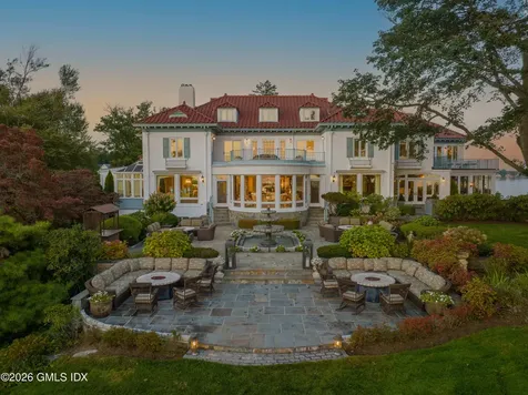 108 Cedar Cliff Road Riverside CT 06878