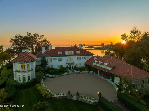 108 Cedar Cliff Road Riverside CT 06878