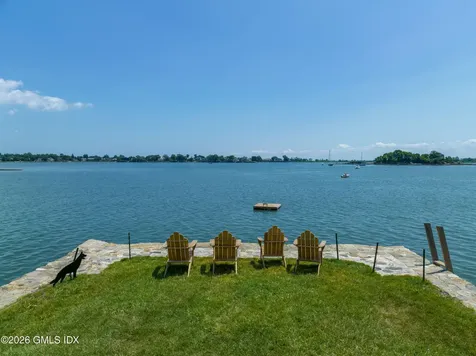 108 Cedar Cliff Road Riverside CT 06878
