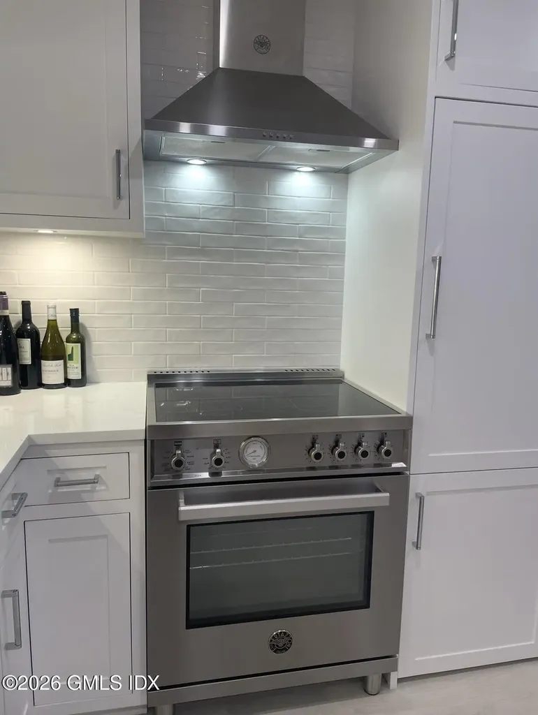 276 Bruce Park Avenue Greenwich CT 06830