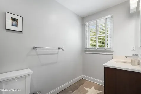 11 Annjim Drive Greenwich CT 06830