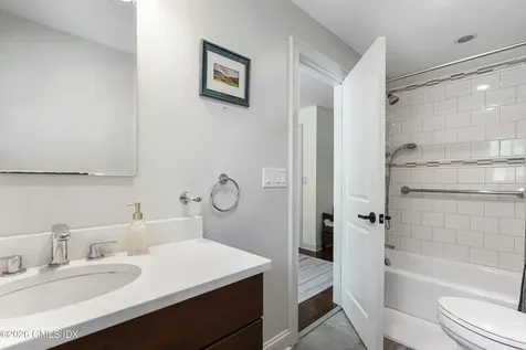 11 Annjim Drive Greenwich CT 06830