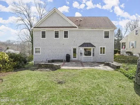 52 Hunt Terrace Greenwich CT 06831