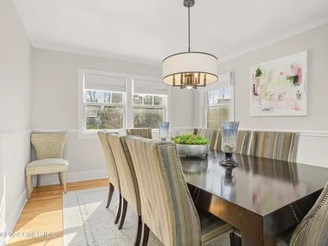 52 Hunt Terrace Greenwich CT 06831