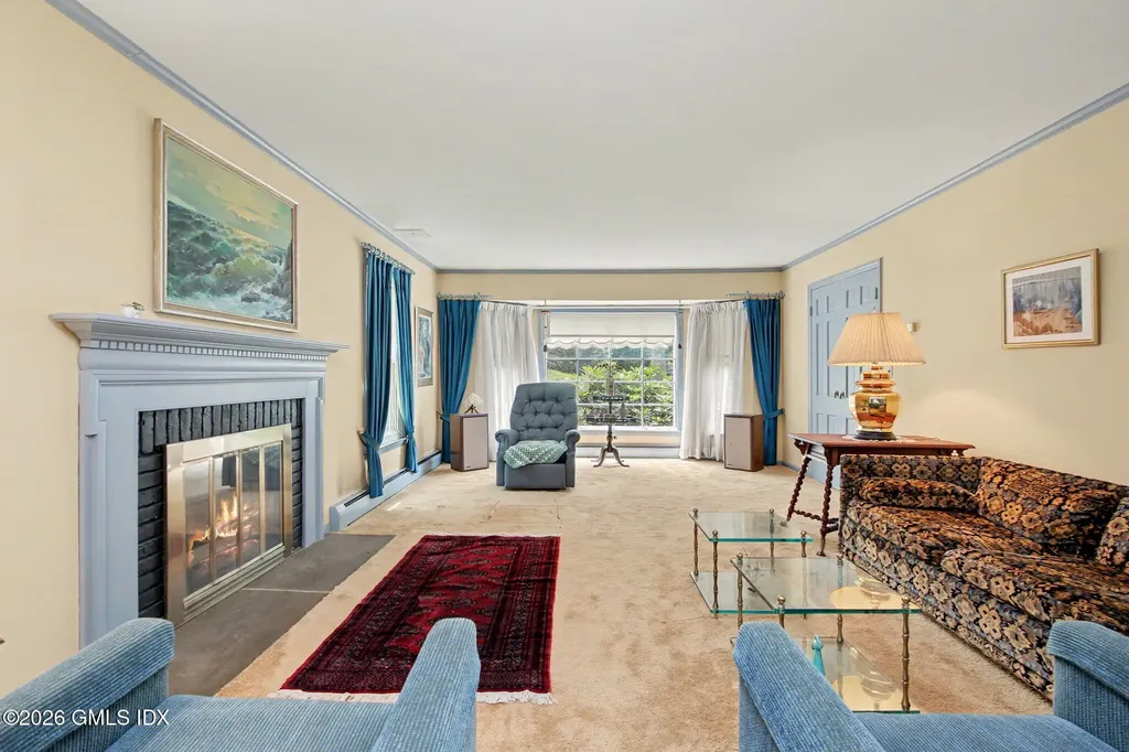 45 Carriage Drive South Stamford CT 06902