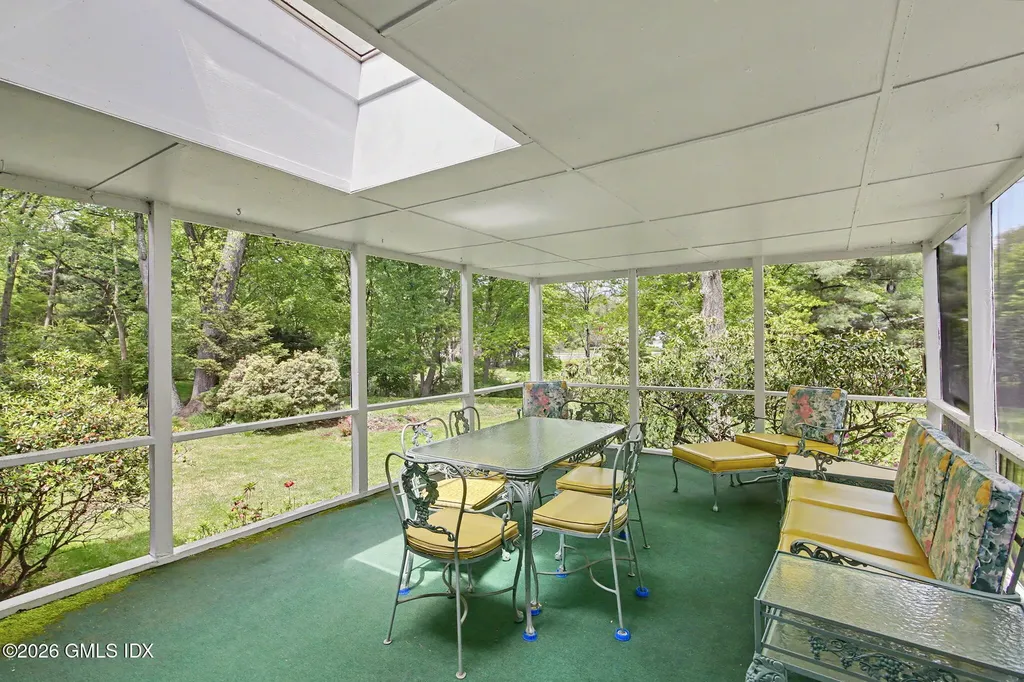 45 Carriage Drive South Stamford CT 06902