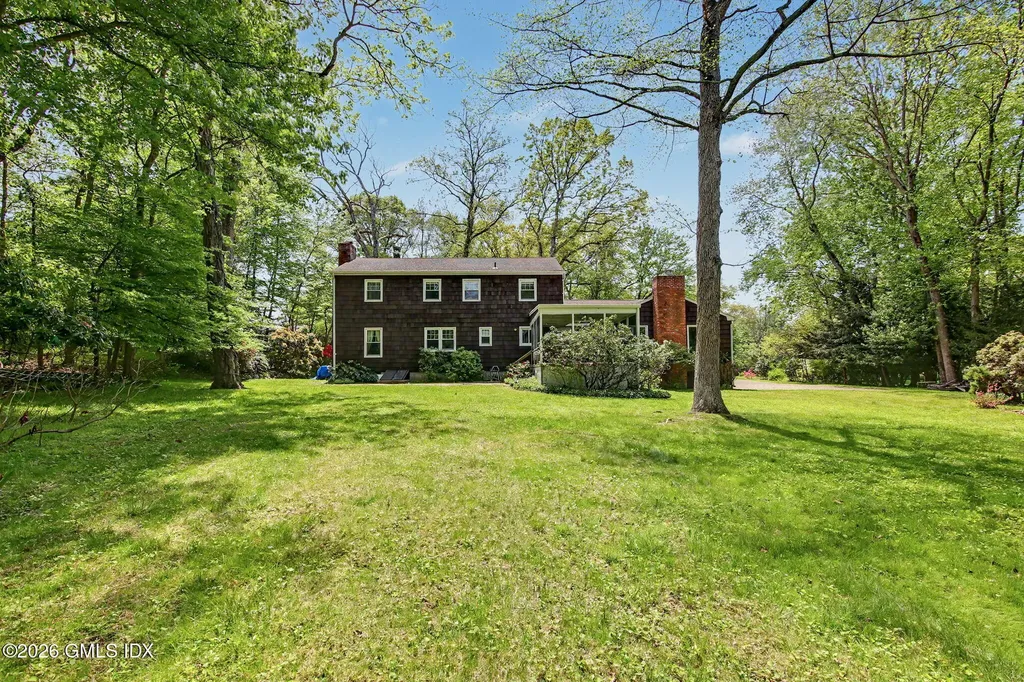 45 Carriage Drive South Stamford CT 06902