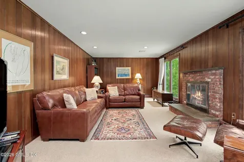 45 Carriage Drive South Stamford CT 06902