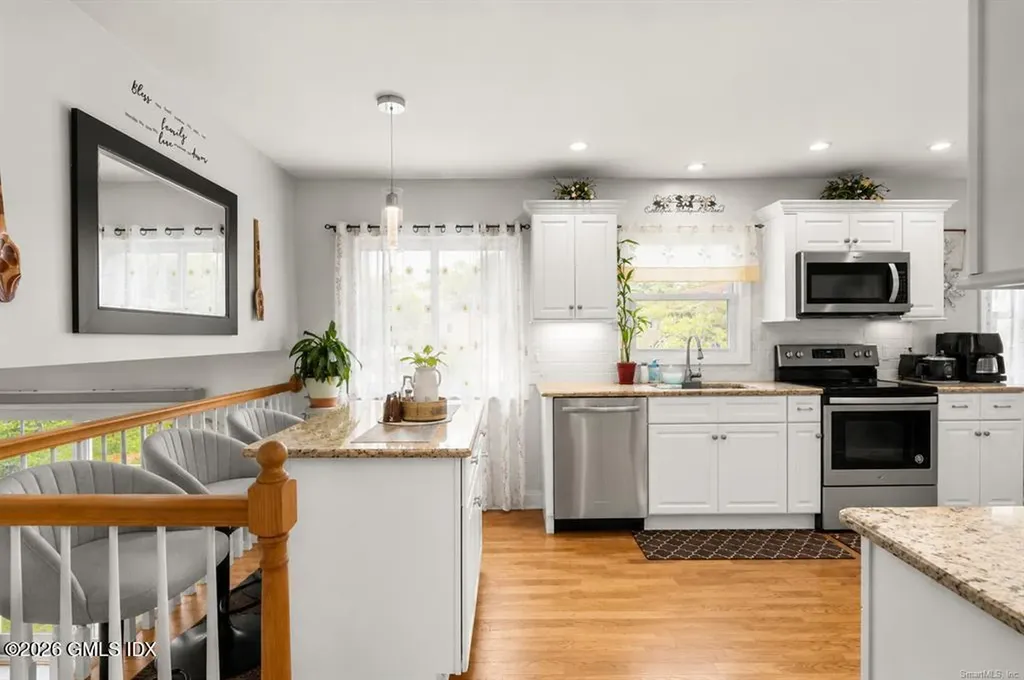 6 Jersey Lane Norwalk CT 06851