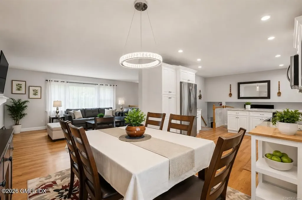 6 Jersey Lane Norwalk CT 06851