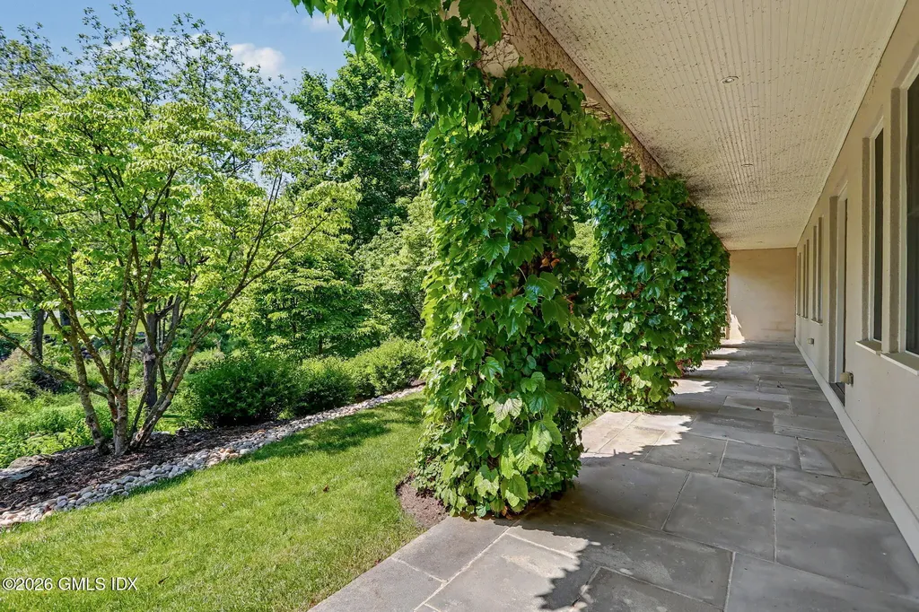 55 Calhoun Drive Greenwich CT 06831