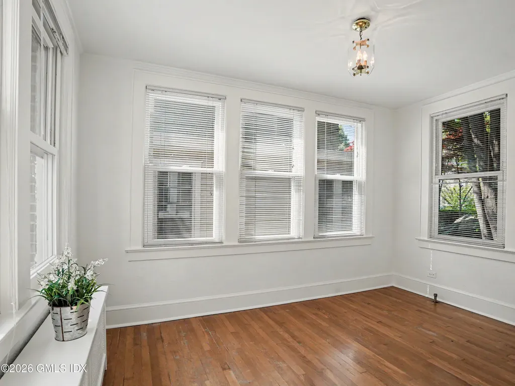 33 Sound Beach Avenue Old Greenwich CT 06870