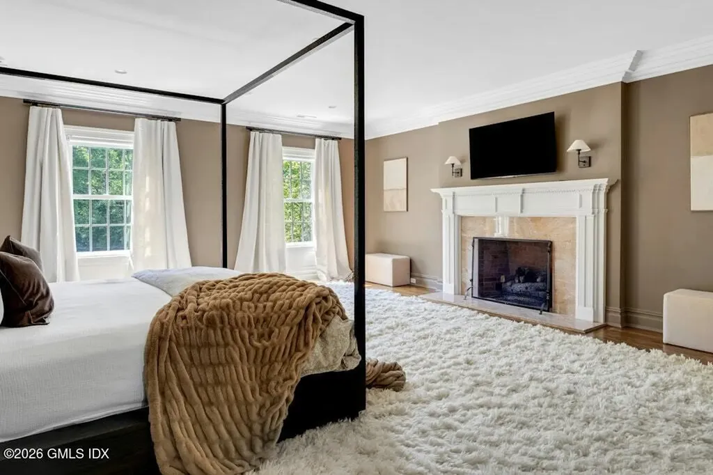 33 Boulder Brook Road Greenwich CT 06830