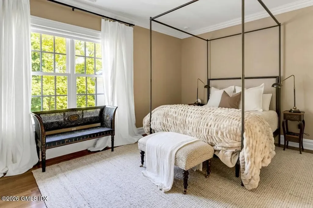 33 Boulder Brook Road Greenwich CT 06830