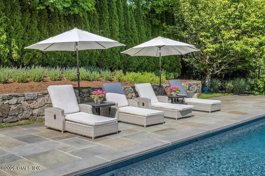 33 Boulder Brook Road Greenwich CT 06830