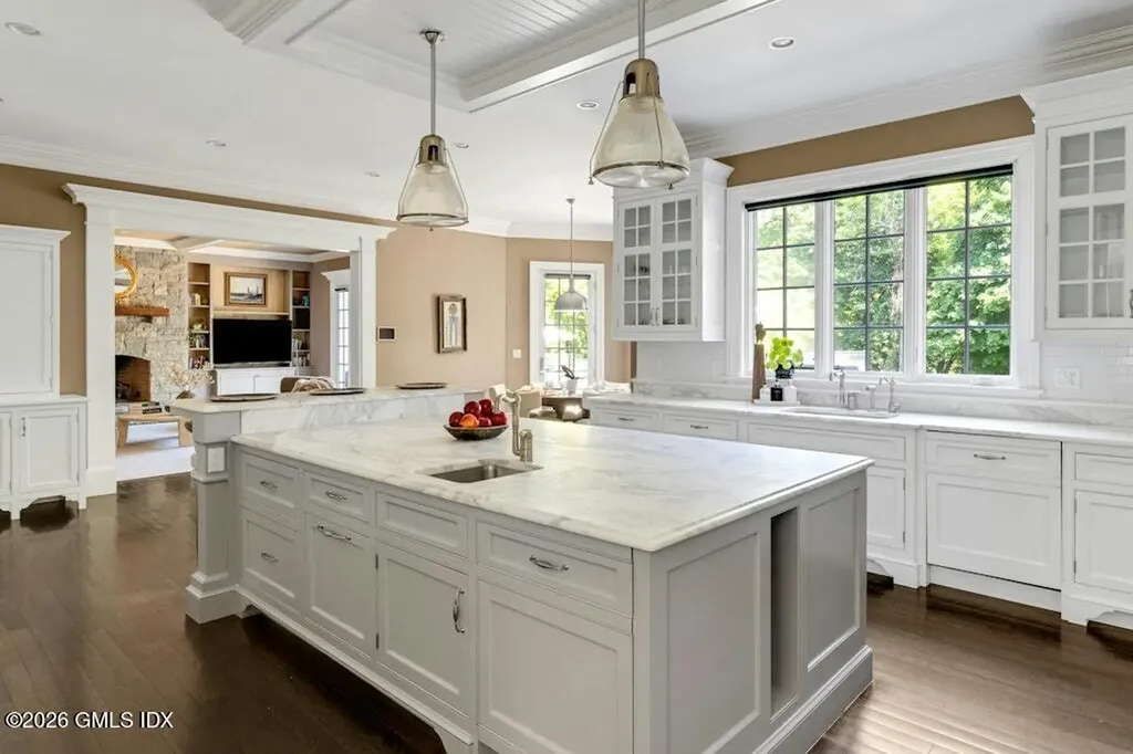 33 Boulder Brook Road Greenwich CT 06830