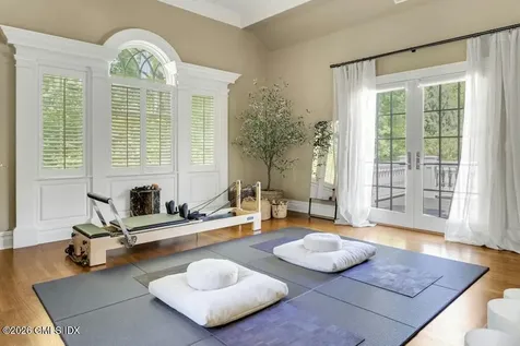 33 Boulder Brook Road Greenwich CT 06830