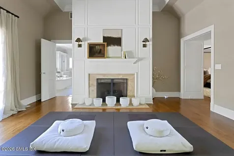 33 Boulder Brook Road Greenwich CT 06830