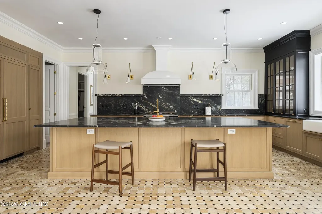 74 Rock Maple Road Greenwich CT 06830