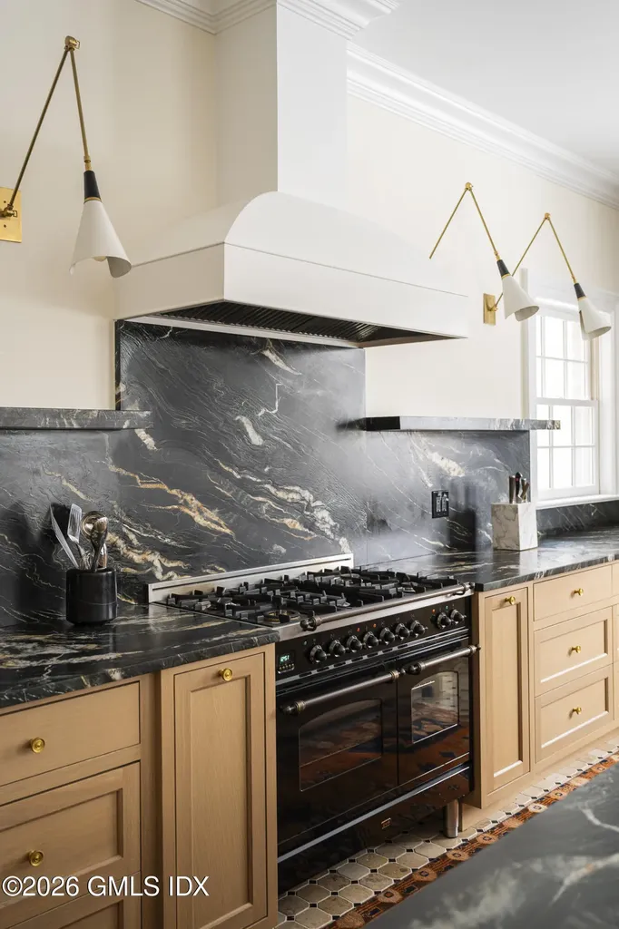 74 Rock Maple Road Greenwich CT 06830