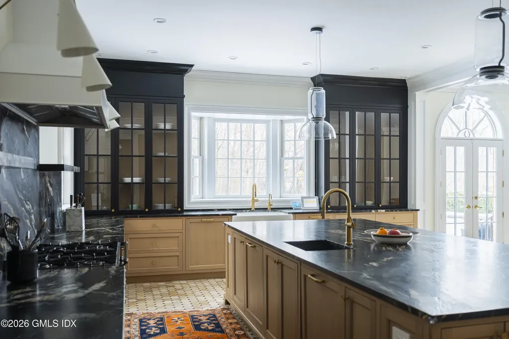 74 Rock Maple Road Greenwich CT 06830