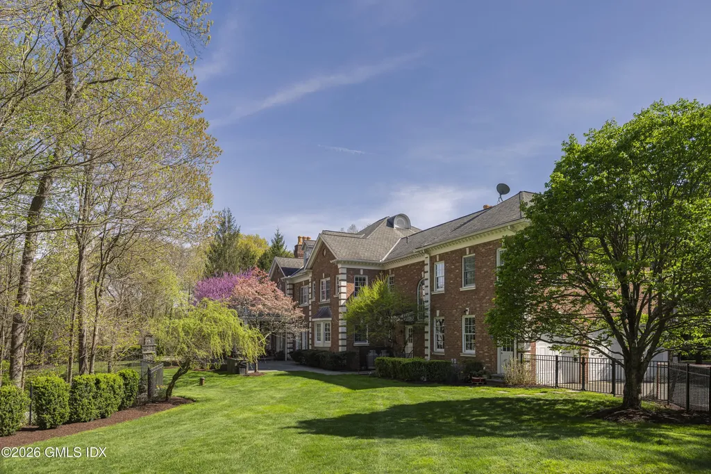 74 Rock Maple Road Greenwich CT 06830