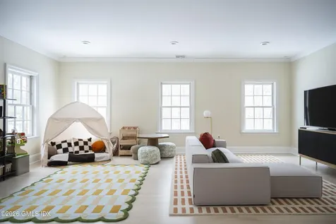 74 Rock Maple Road Greenwich CT 06830