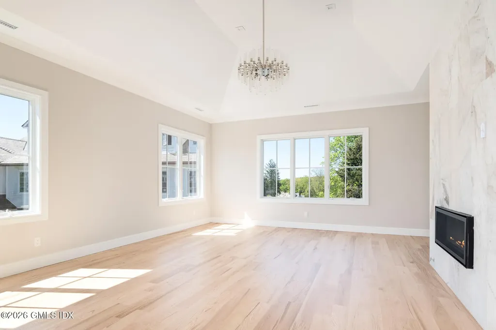 68 Dearfield Drive Greenwich CT 06831