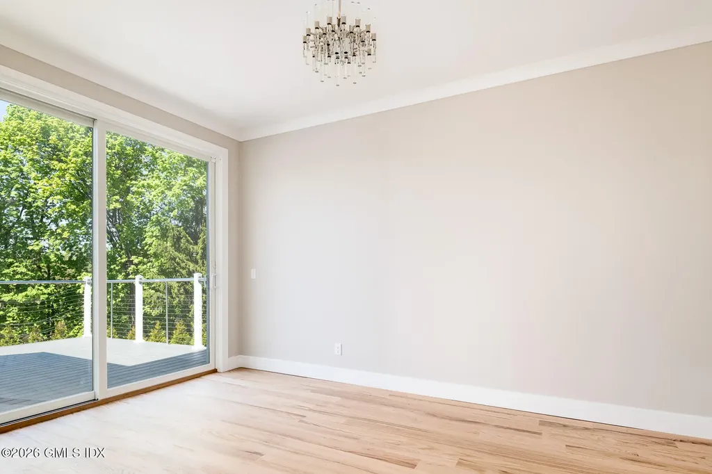 68 Dearfield Drive Greenwich CT 06831