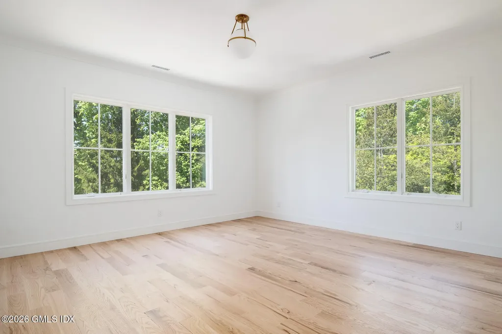 68 Dearfield Drive Greenwich CT 06831