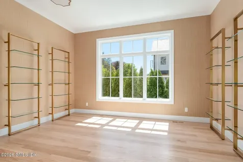 68 Dearfield Drive Greenwich CT 06831