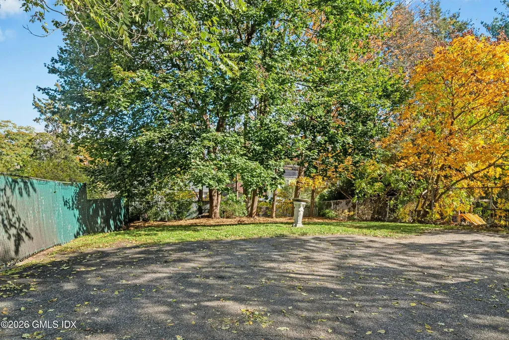 1018 North Street Greenwich CT 06831