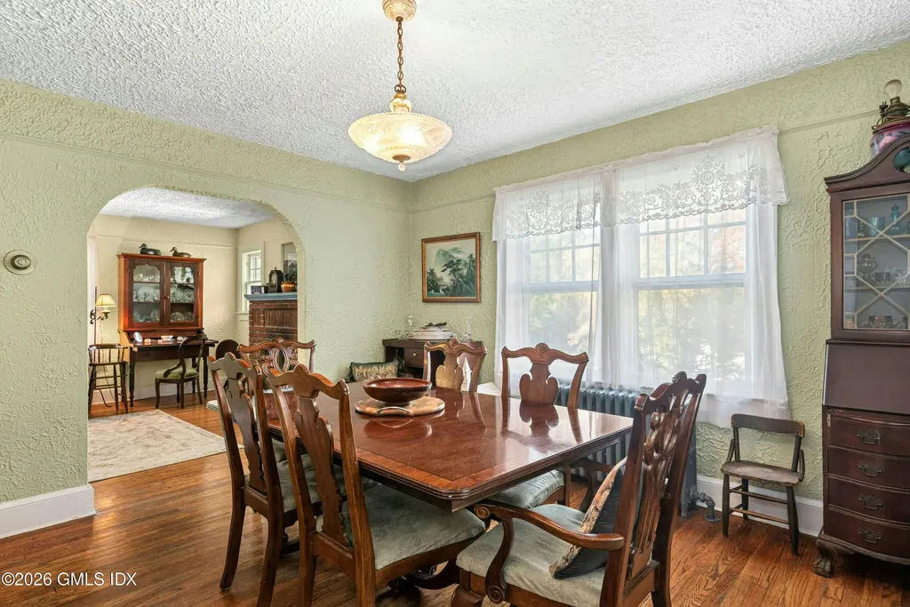 1018 North Street Greenwich CT 06831