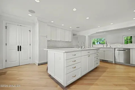 53 Park Avenue Old Greenwich CT 06870