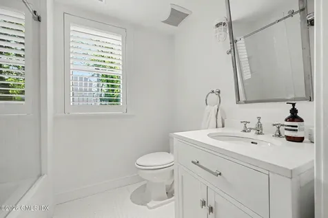 53 Park Avenue Old Greenwich CT 06870
