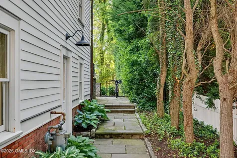 53 Park Avenue Old Greenwich CT 06870