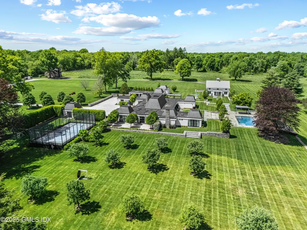 4800 Congress Street Fairfield CT 06824
